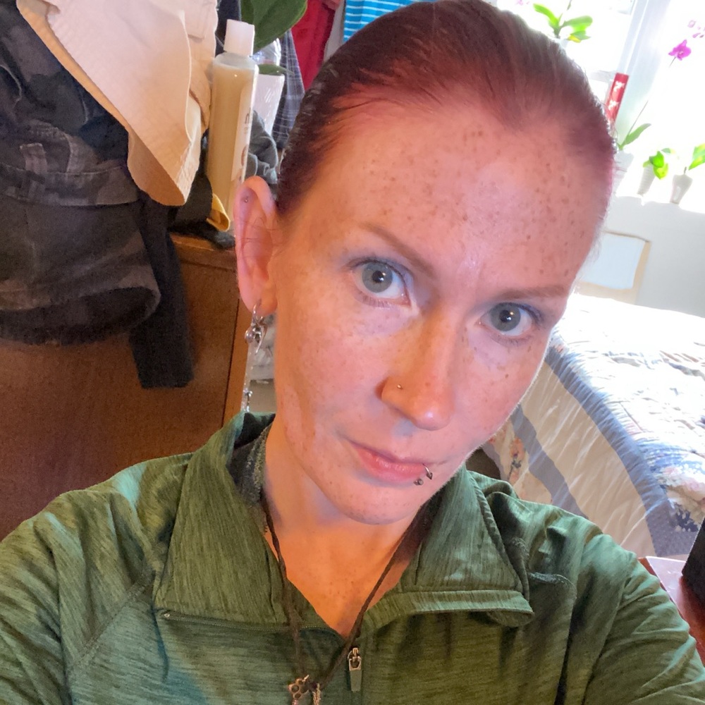 Meet your Posher, Stephanie